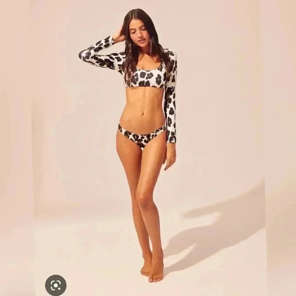 Solid & Striped Colette Swim Top - Picture 1 of 7